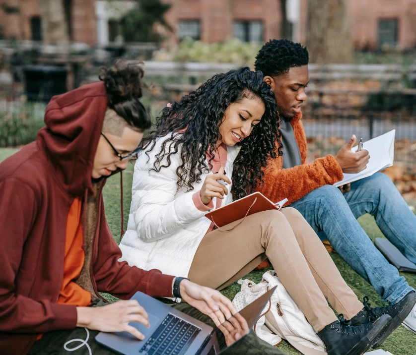 Balanced online student life